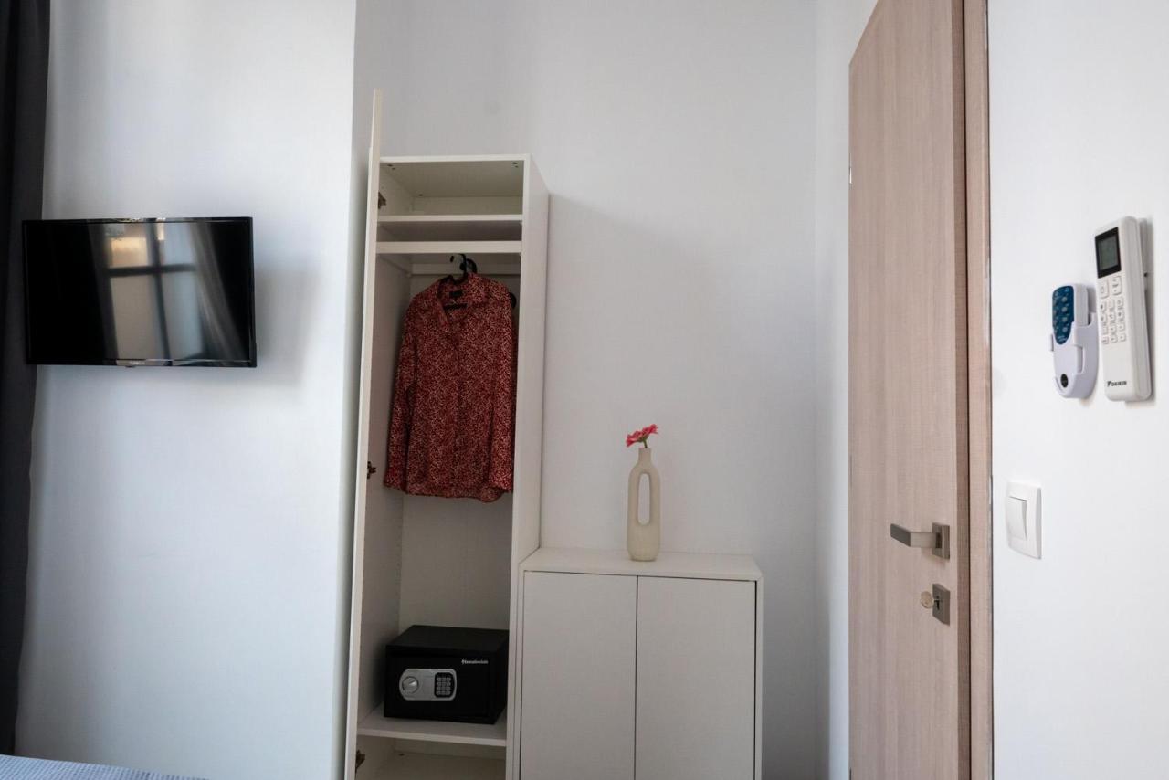 Central Suites Aegina 1 Экстерьер фото