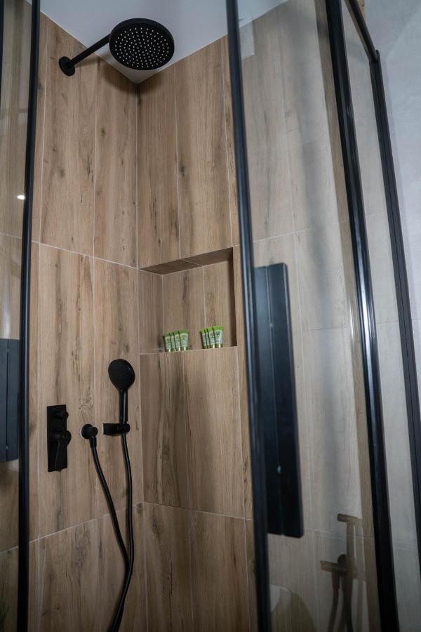 Central Suites Aegina 1 Экстерьер фото