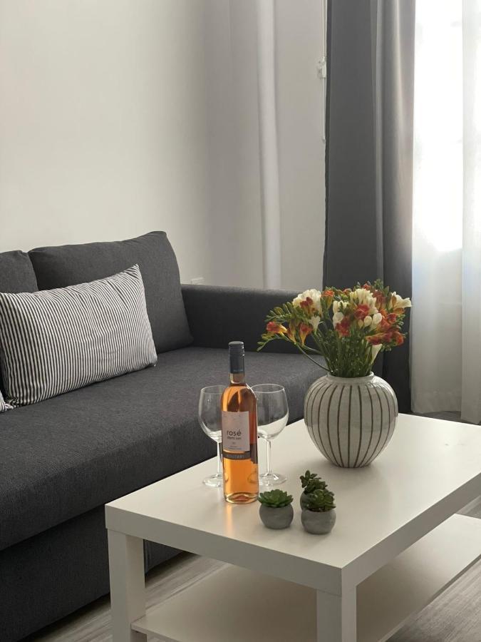 Central Suites Aegina 1 Экстерьер фото